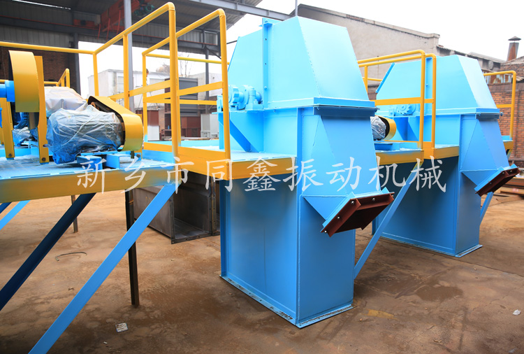 TH型斗式提升機-環鏈斗式提升機